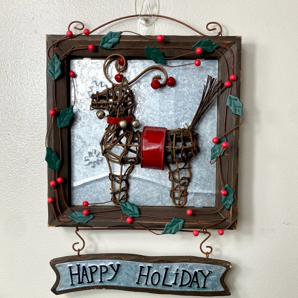 Festive Reindeer “HAPPY HOLLIDAY” Wall Decor  10” x 13 1/2”
